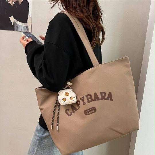 Capybara Canvas Bag Beige – Sac en Toile Tendance & Original
