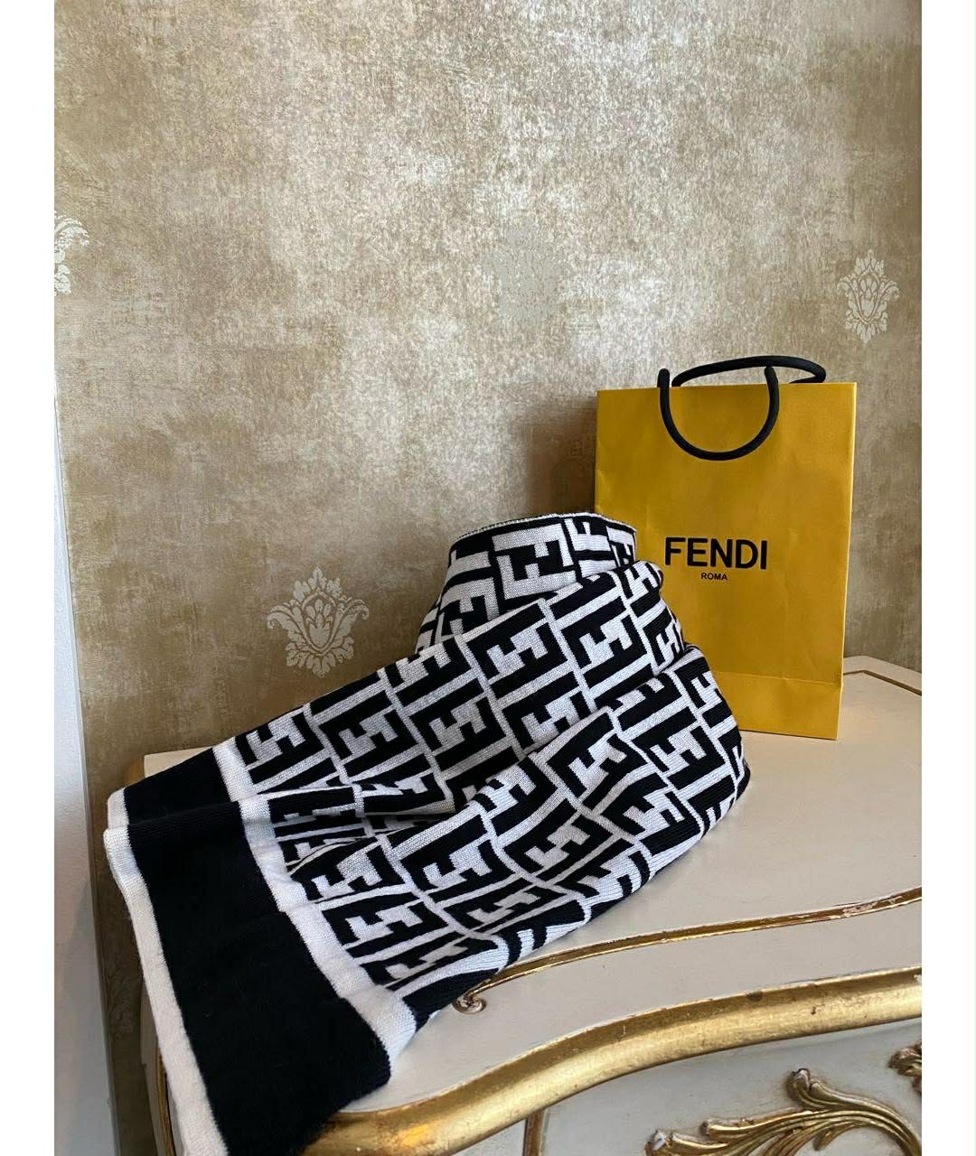 SCARF FENDI