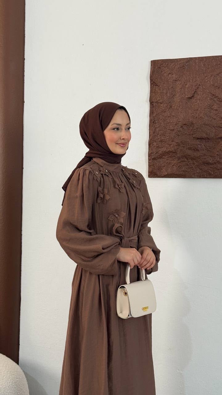 Robe Longue Romantique Chic – Marron Chocolat