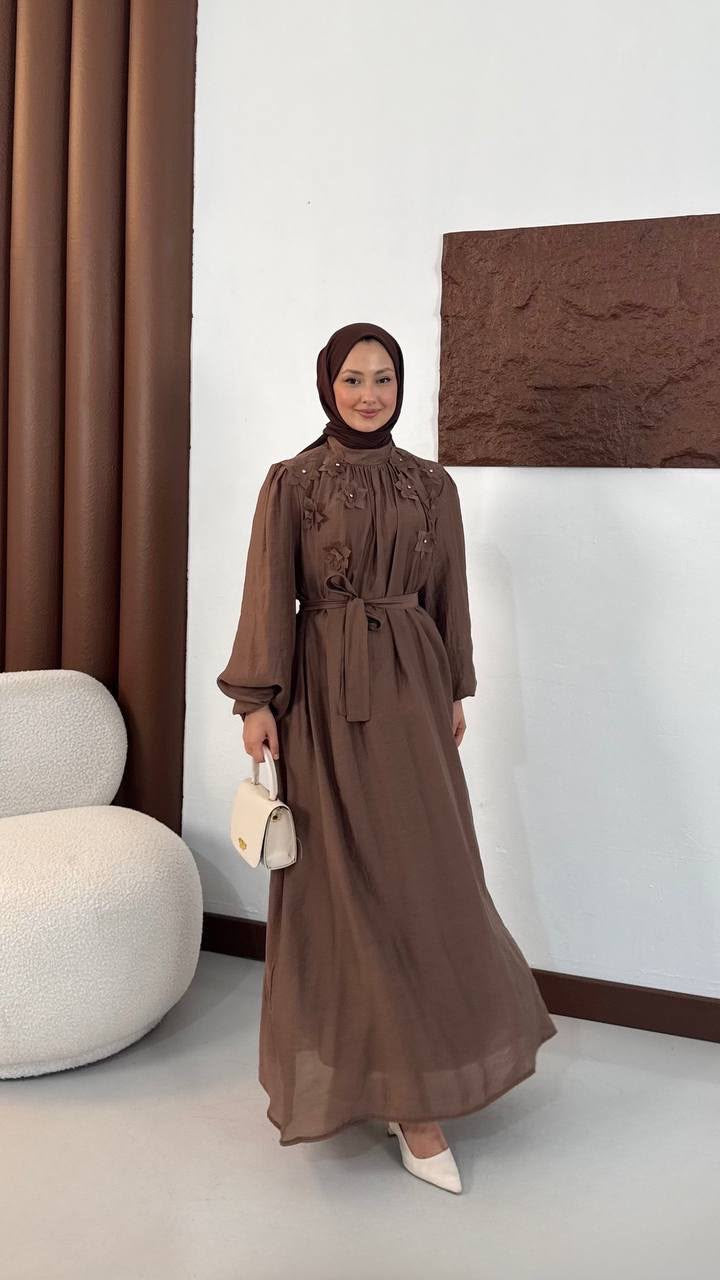 Robe Longue Romantique Chic – Marron Chocolat