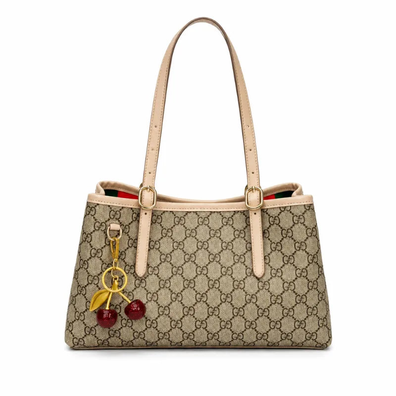 Gucci GG Emblem Small Tote Bag – Sac à Main de Luxe