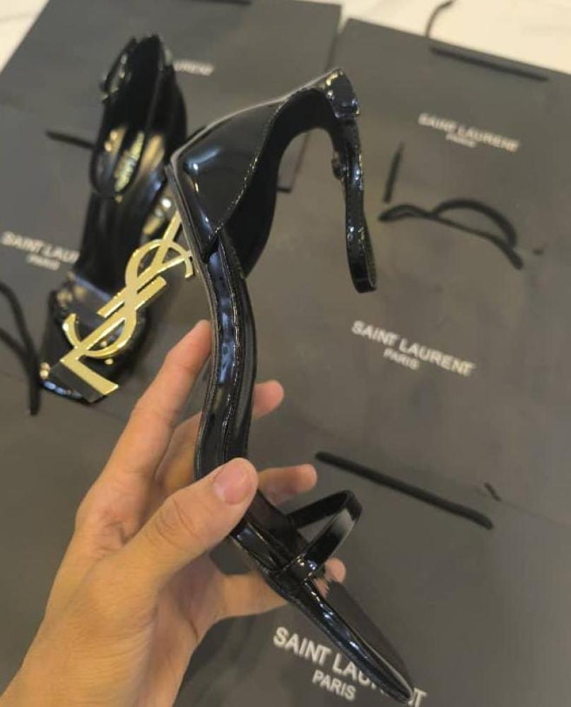 Yves Saint Laurent HIGH HEELS SANDALS